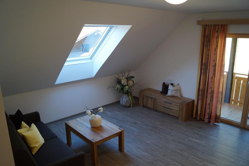 Haus Garz Apartment Weissensee Exterior foto